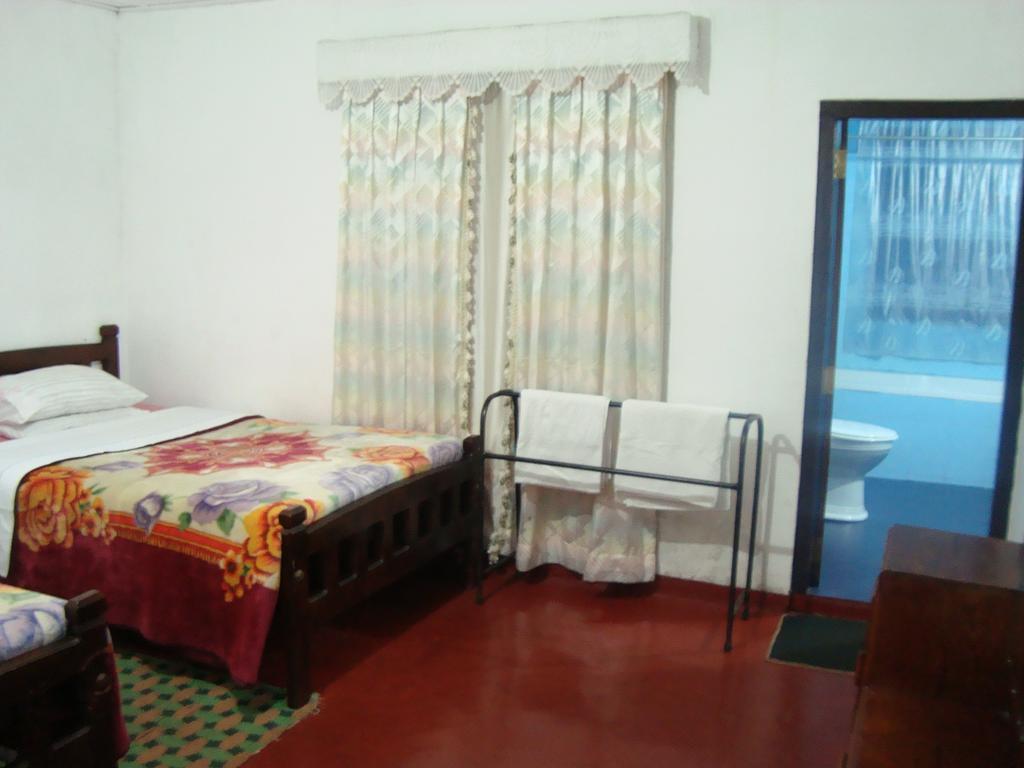 Andrews Hostel Нувара-Элия Номер фото