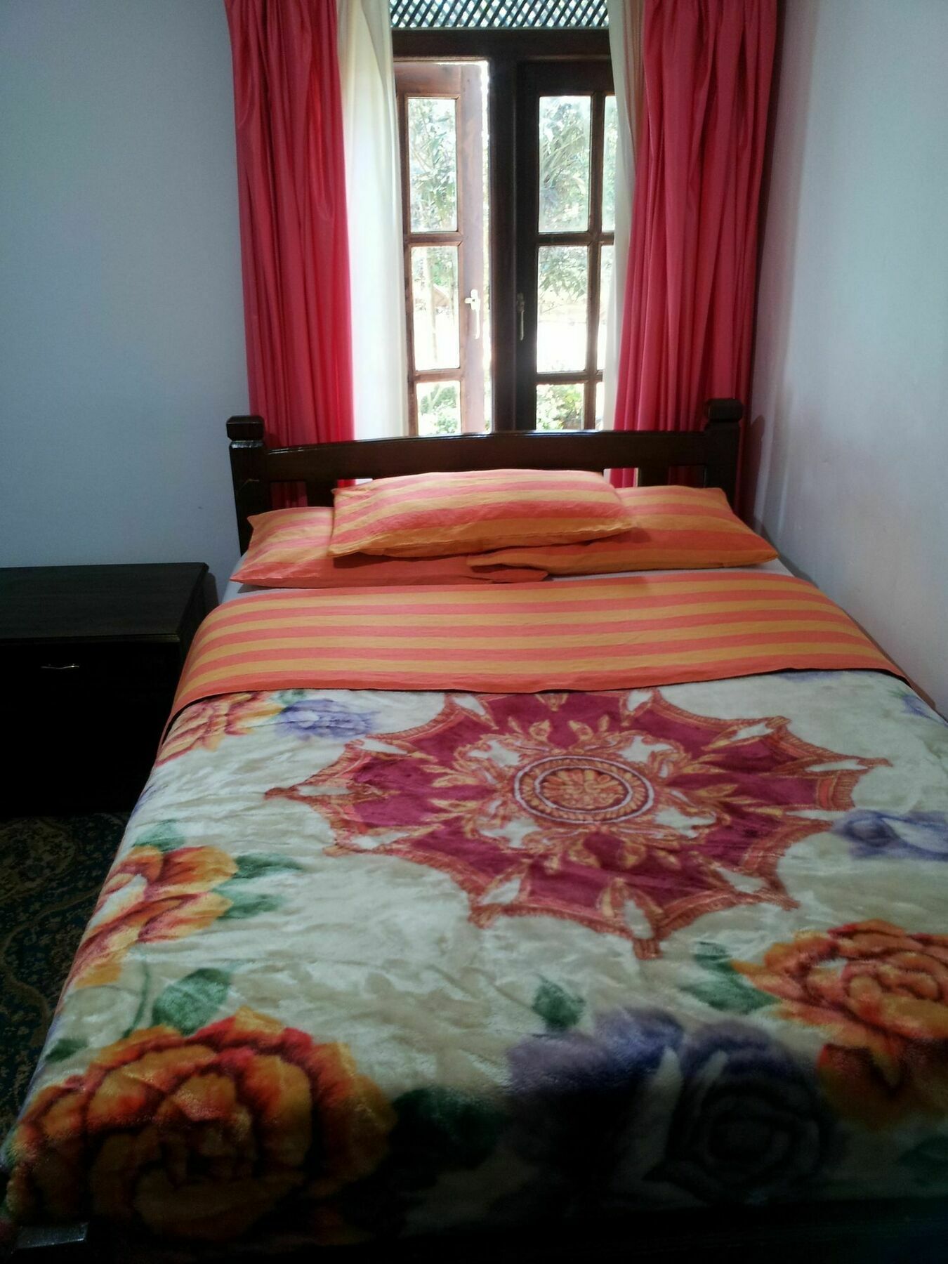 Andrews Hostel Нувара-Элия Экстерьер фото